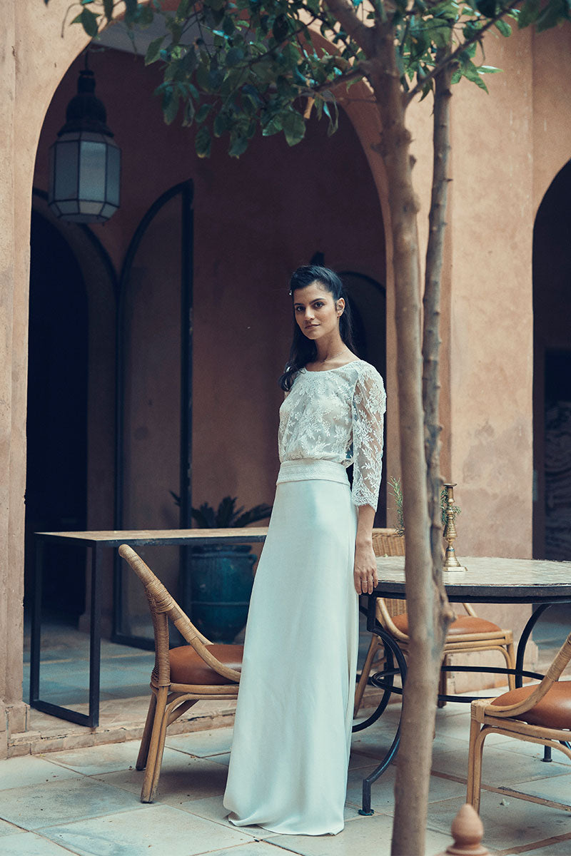 Robe de mariée Pyrénées en dentelle de Calais manches 3/4