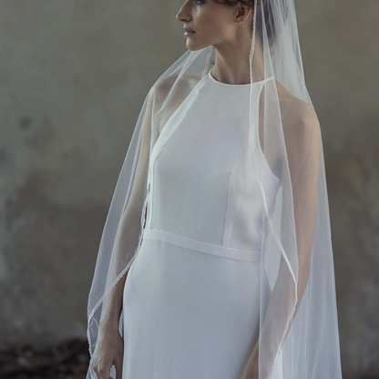 VOILE LONG BORDE DE DENTELLE SANS RETOUR