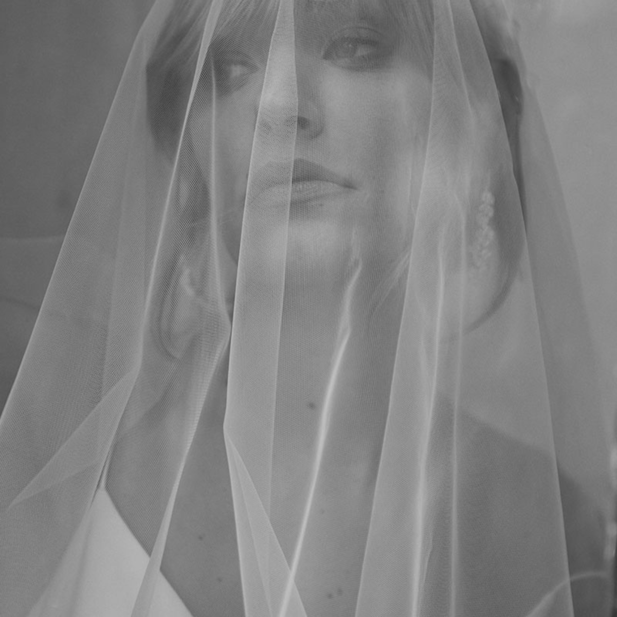 VOILE COURT AVEC RETOUR