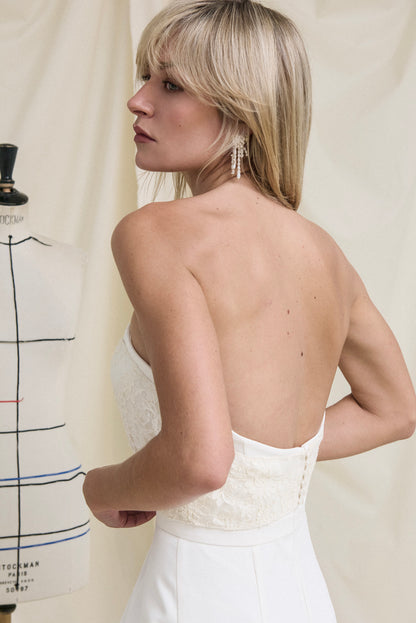 ROBE COURTNEY